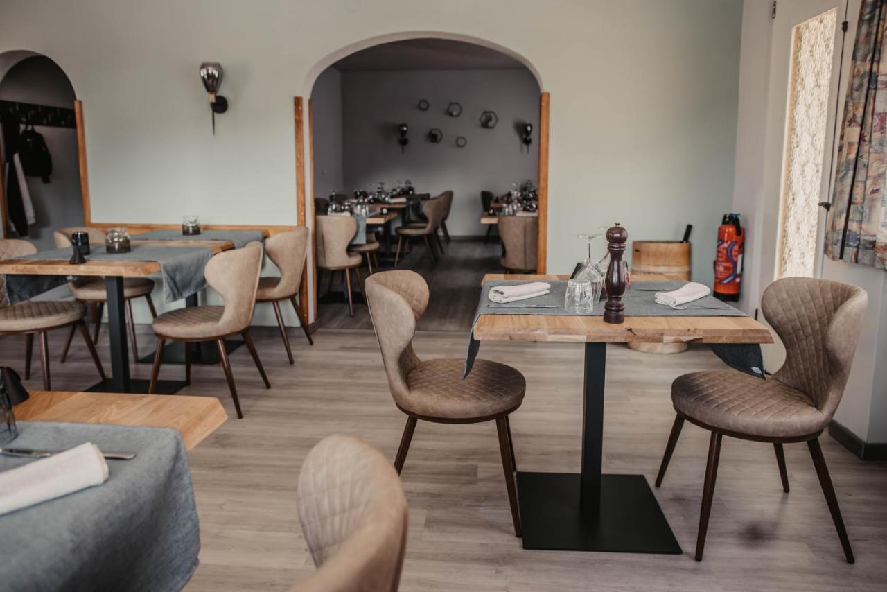 Albergo Ristorante Al Portico Gerra  エクステリア 写真