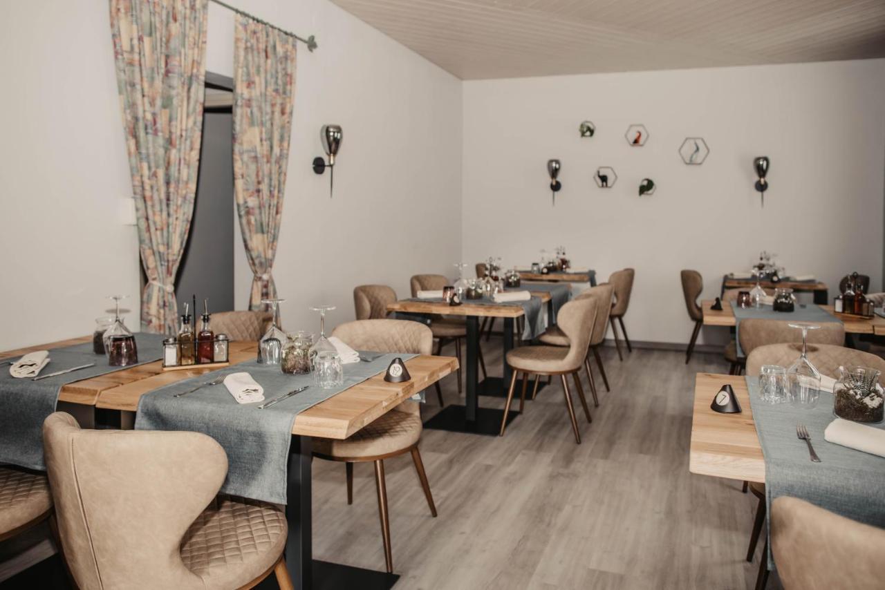 Albergo Ristorante Al Portico Gerra  エクステリア 写真