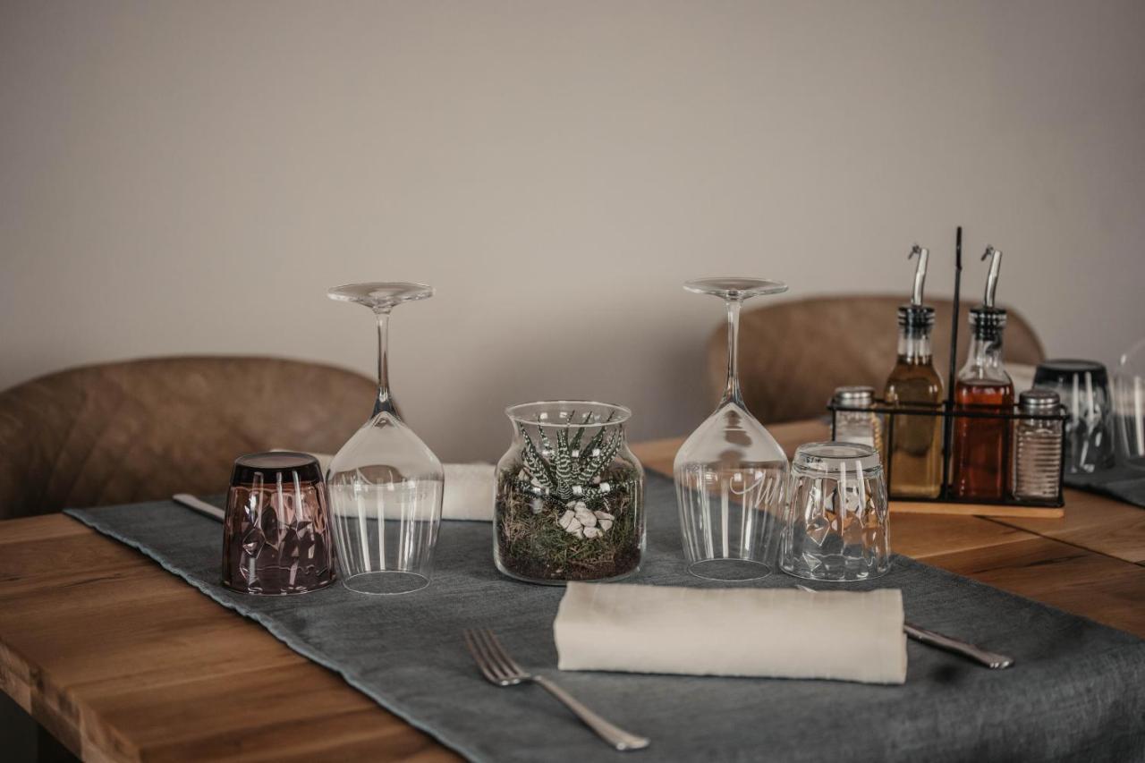 Albergo Ristorante Al Portico Gerra  エクステリア 写真