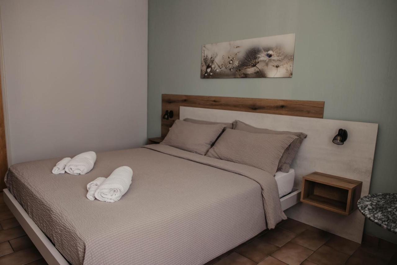 Albergo Ristorante Al Portico Gerra  エクステリア 写真