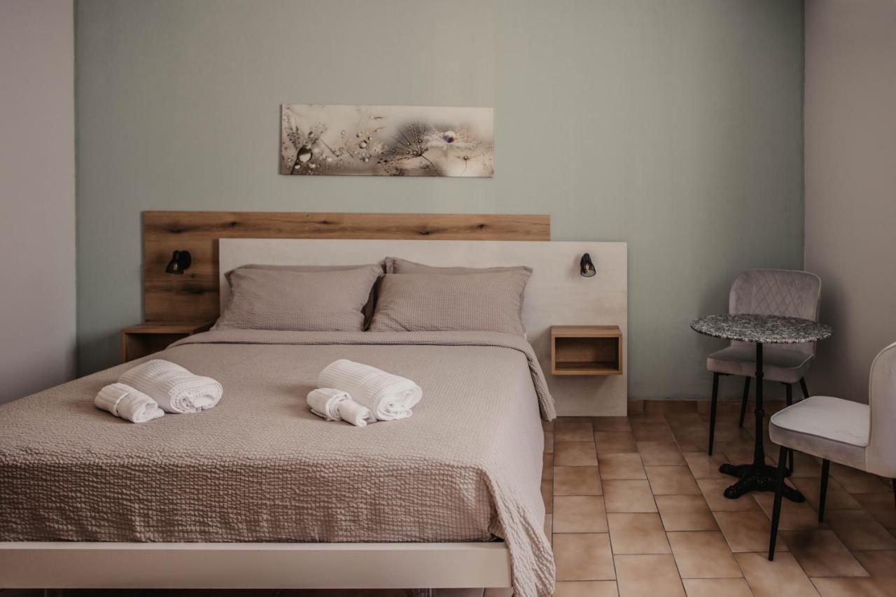 Albergo Ristorante Al Portico Gerra  エクステリア 写真