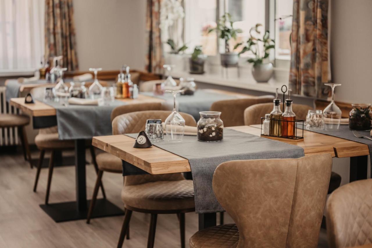 Albergo Ristorante Al Portico Gerra  エクステリア 写真