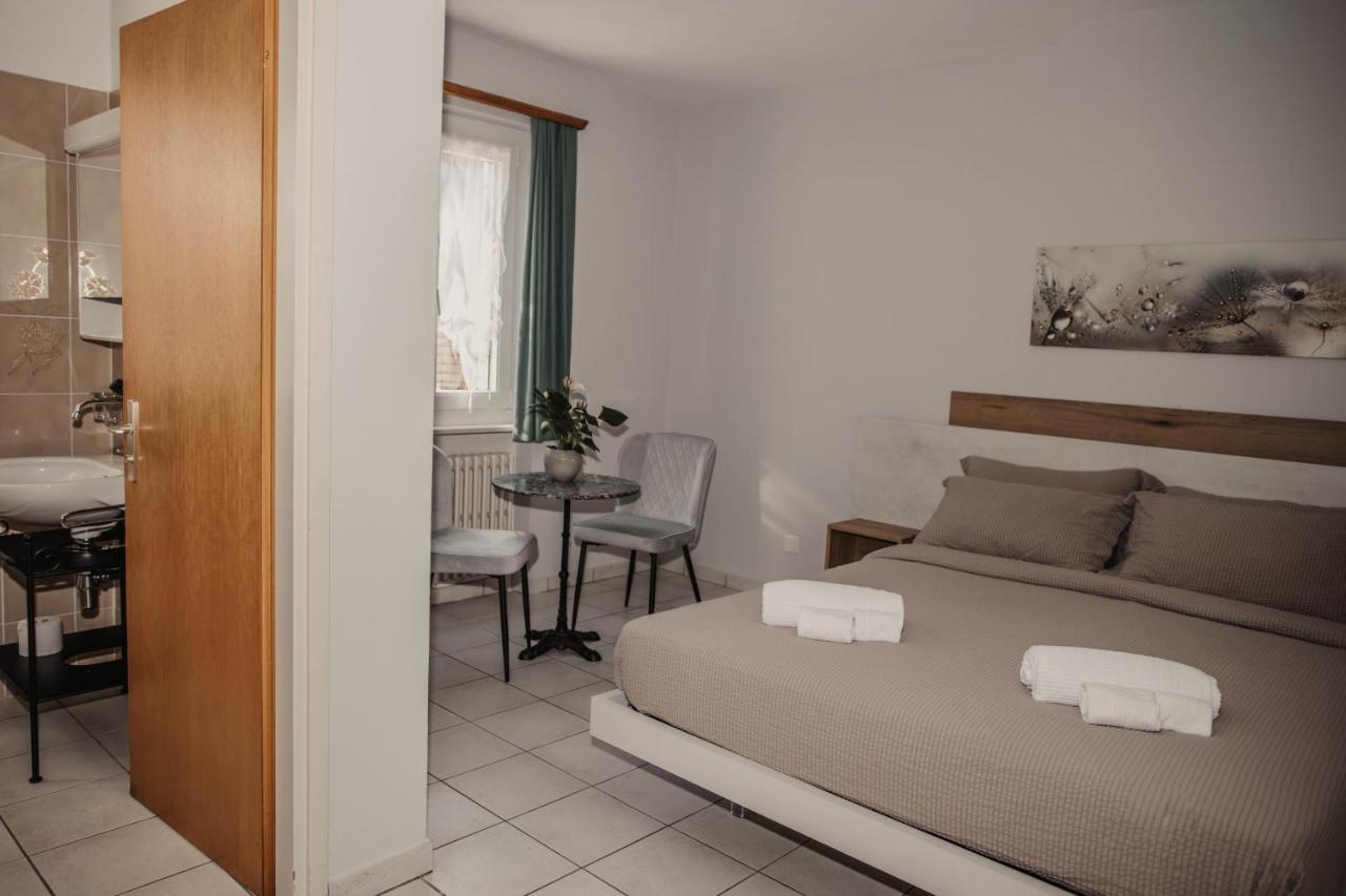 Albergo Ristorante Al Portico Gerra  エクステリア 写真